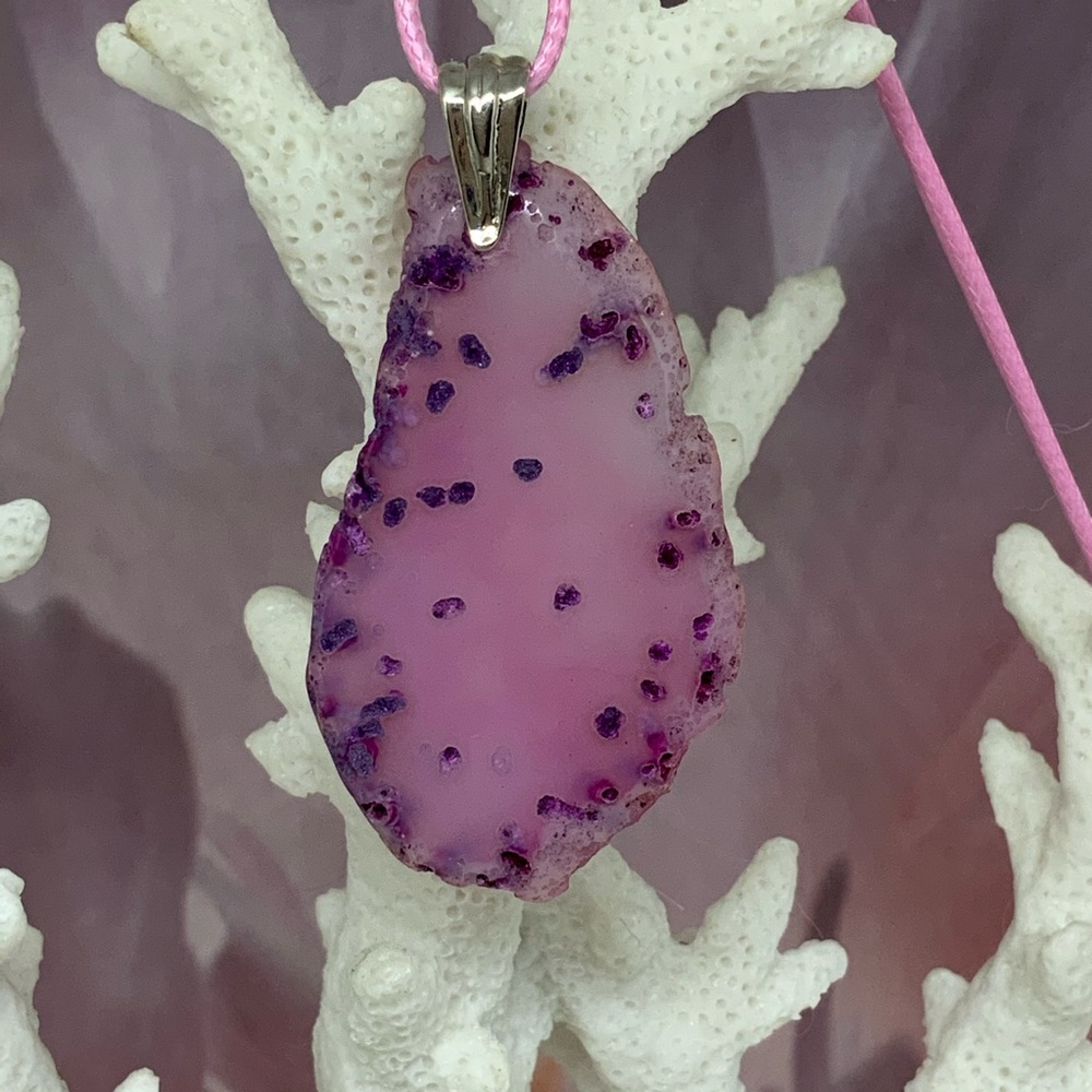 Pink and Purple Agate Necklace on Waxed Cotton Cord - Handcrafted - Picture 6 of 10